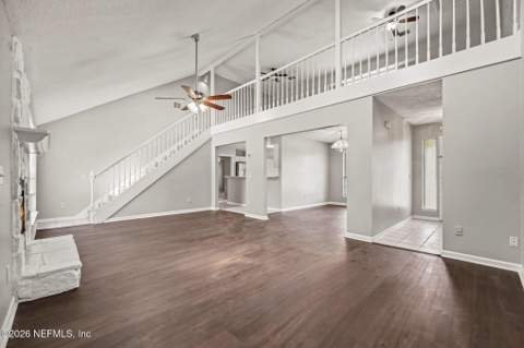 2172 Aztec Drive, Jacksonville FL - photo 7 of 31