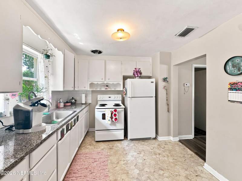 3 bedroom Single Family Residence at 2304 Randy Road, San Souci Terrace, Jacksonville — photo 4