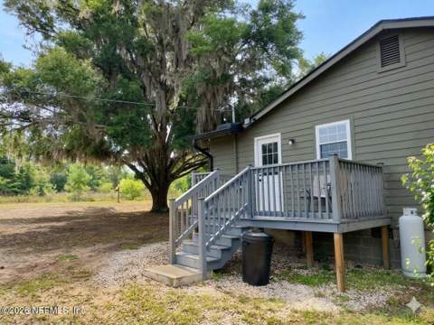137 Hill Street, Hawthorne FL - photo 14 of 23