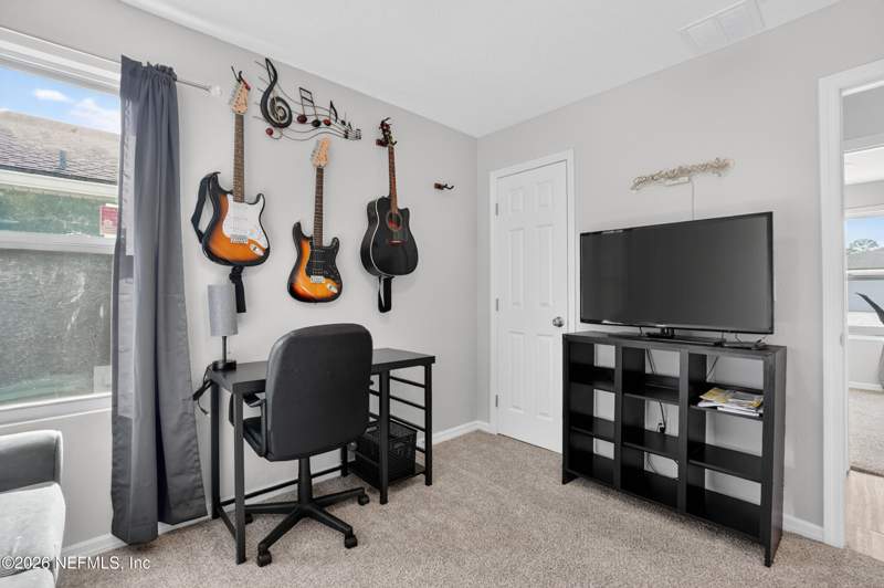 3 bedroom Single Family Residence at 8352 Hewitt Street, Jacksonville Heights, Jacksonville — photo 5