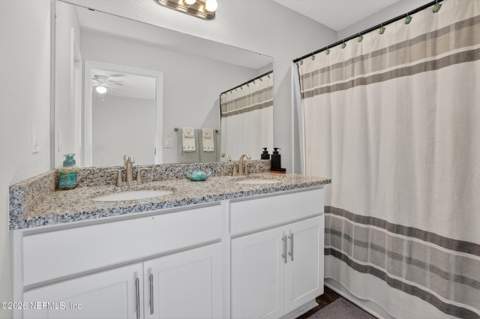 8352 Hewitt Street, Jacksonville FL - photo 9 of 19