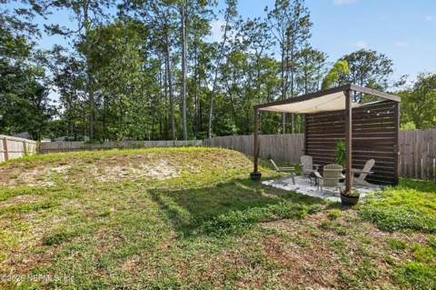 8352 Hewitt Street, Jacksonville FL - photo 17 of 19