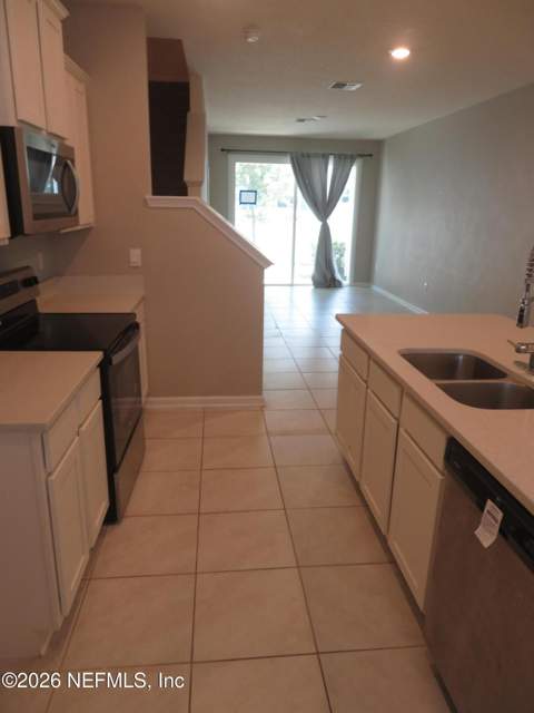 624 Yellow Oaks Lane, Orange Park FL - photo 8 of 31