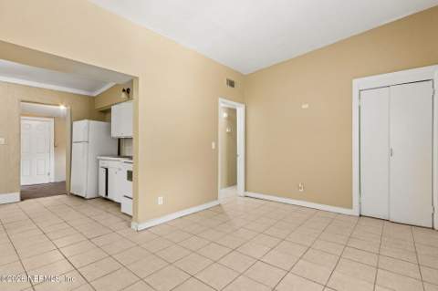 5811 Hollyhock Road, Jacksonville FL - photo 7 of 24