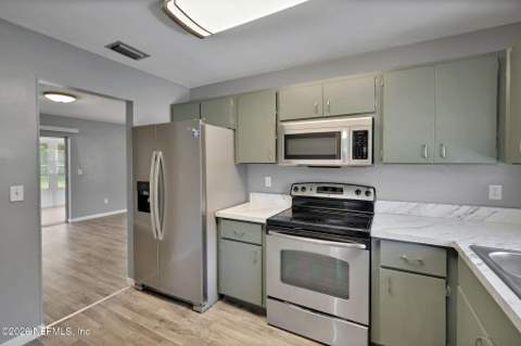 405 Travino Avenue, St. Augustine FL - photo 10 of 40