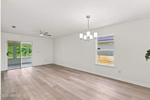 2400 Townsquare Drive, Jacksonville FL - photo 10 of 33