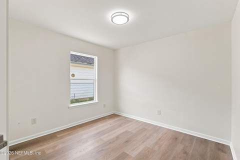 2400 Townsquare Drive, Jacksonville FL - photo 19 of 33