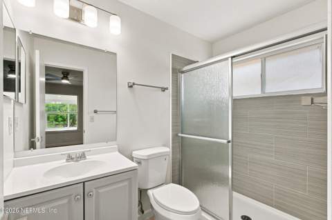 2400 Townsquare Drive, Jacksonville FL - photo 17 of 33