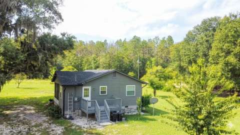 137 Hill Street, home for sale in Hawthorne 32640