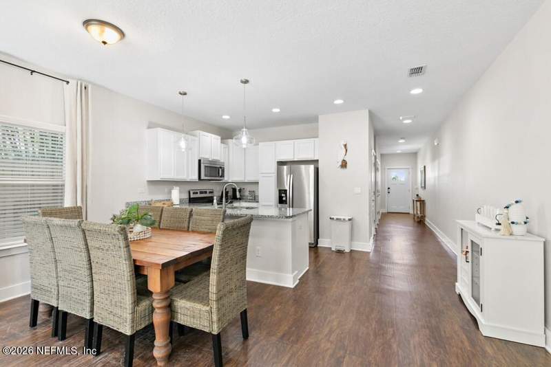3 bedroom Single Family Residence at 422 10th Street, Beach Heights, Jacksonville Beach — photo 5
