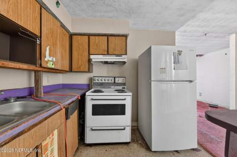 4915 Chivalry Drive, Jacksonville FL - photo 23 of 45