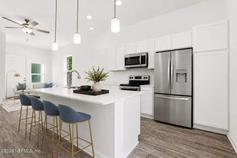 1661 W 22nd Street, Jacksonville FL - photo 10 of 35