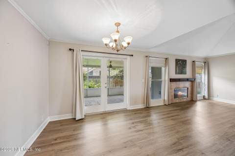 4528 Bay Harbour Drive, Jacksonville FL - photo 20 of 45