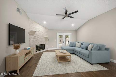 4552 Misty Dawn Court, Jacksonville FL - photo 18 of 49