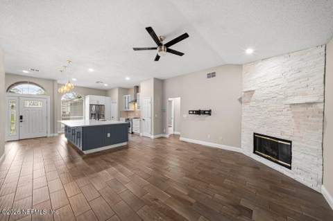 4552 Misty Dawn Court, Jacksonville FL - photo 20 of 49