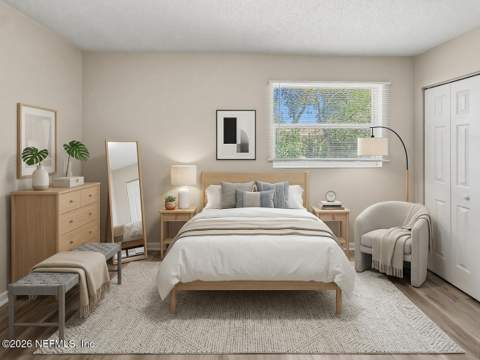 5233 Dallen Lea Drive, Jacksonville FL - photo 9 of 55