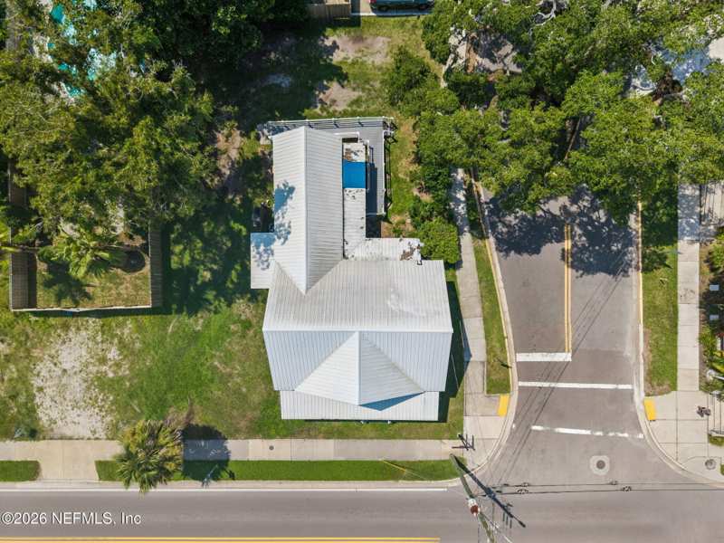 2 bedroom Single Family Residence at 101 S 8th Street, City Of Fernandina Beach, Fernandina Beach — photo 1