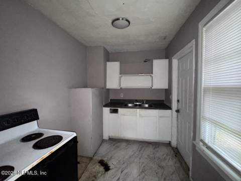 2068 Blair Street, Jacksonville FL - photo 9 of 18