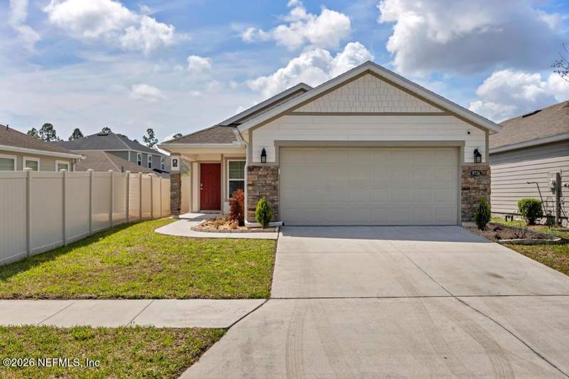 3 bedroom Single Family Residence at 9726 Bridgeway, Meadows At Oakleaf, Jacksonville — photo 2