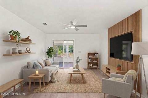 2400 Townsquare Drive, Jacksonville FL - photo 8 of 33