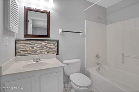 11201 Mikris Drive, Jacksonville FL - photo 19 of 32