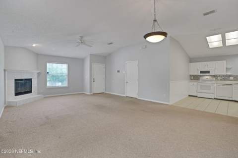 11201 Mikris Drive, Jacksonville FL - photo 11 of 32
