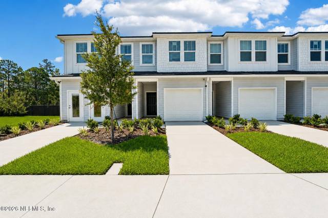 7646 COMMANDER Lane