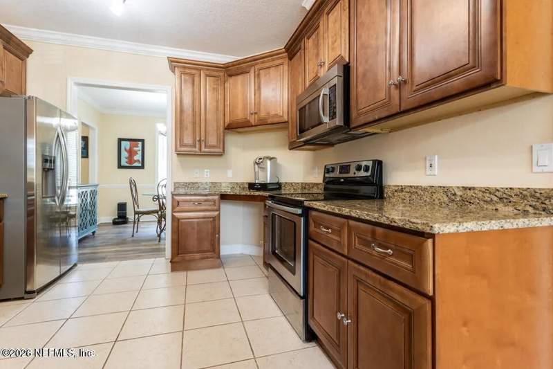 3 bedroom Single Family Residence at 168 Hour Glass Circle, Cue Lake Hills, Hawthorne — photo 5