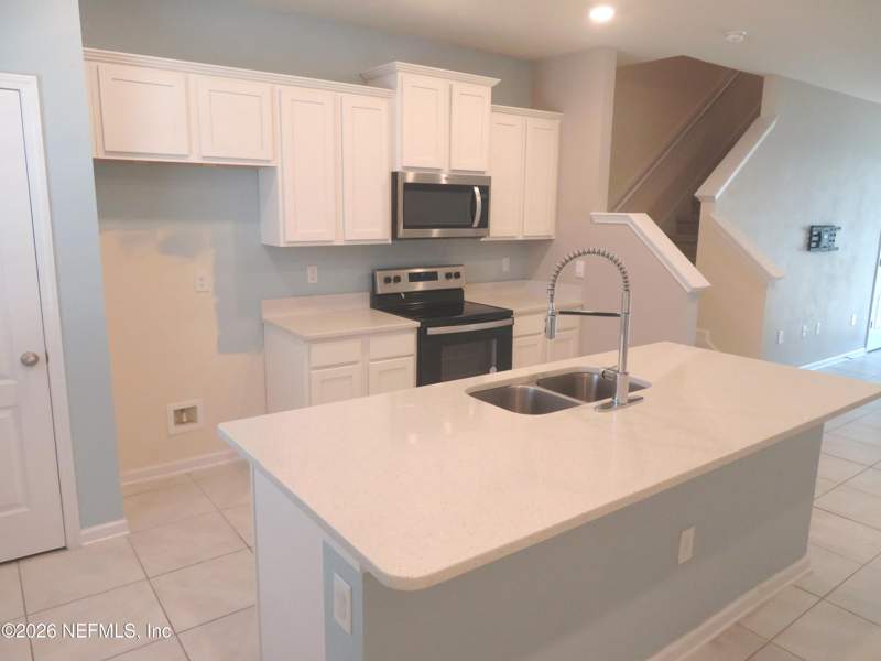 2 bedroom Townhouse at 624 Yellow Oaks Lane, Plantation Oaks Townhomes, Orange Park — photo 5