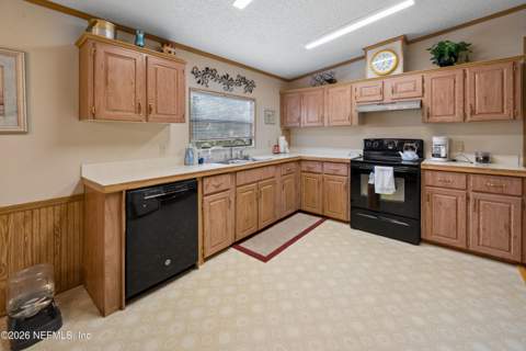6863 Deer Springs Road, Keystone Heights FL - photo 12 of 49