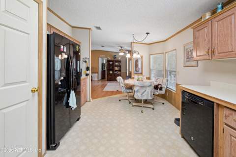 6863 Deer Springs Road, Keystone Heights FL - photo 15 of 49
