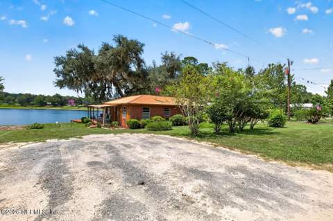 172 Silver Lake Drive, Interlachen FL - photo 19 of 107