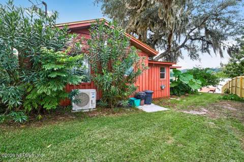 172 Silver Lake Drive, Interlachen FL - photo 24 of 107