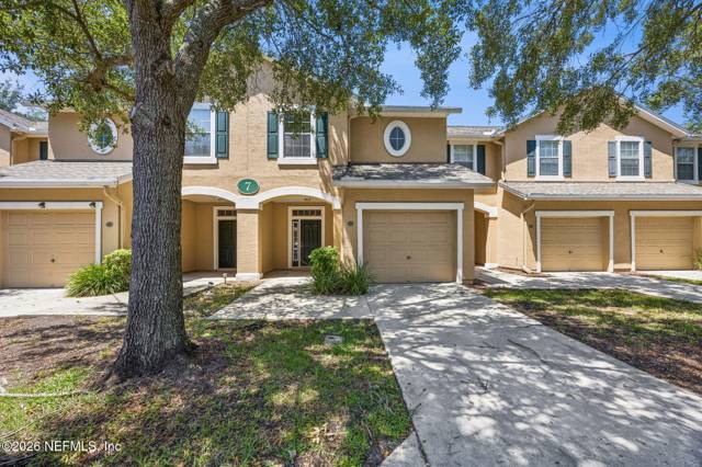 5260 COLLINS Road #704