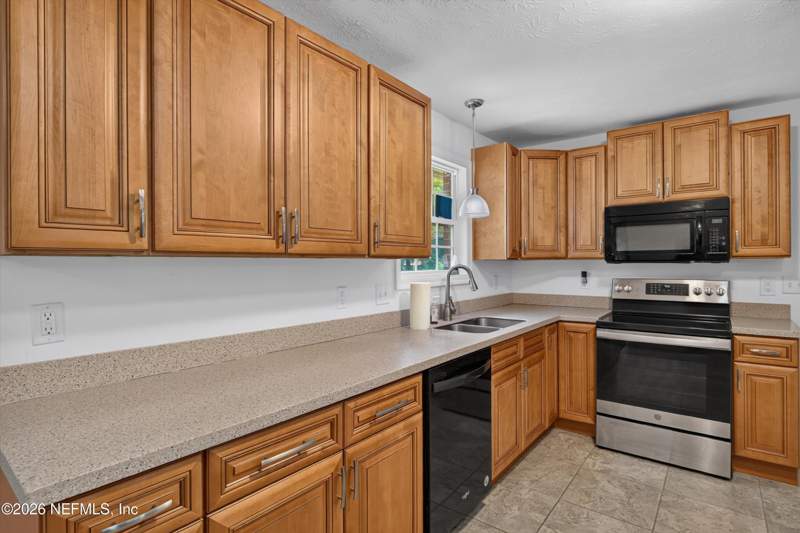 3 bedroom Single Family Residence at 1847 Grove Park Drive, Grove Park, Orange Park — photo 4