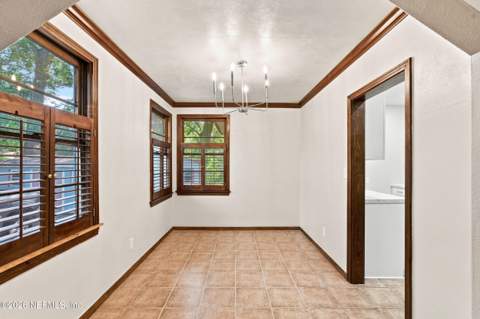 9061 Harrison Avenue, Jacksonville FL - photo 11 of 27
