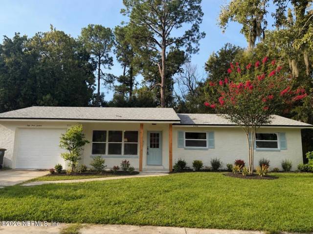 5316 ROBERT SCOTT DR S Drive