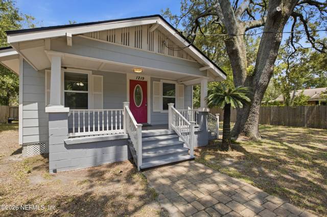 1219 E 10TH Street home for sale in Dyal Upchurch