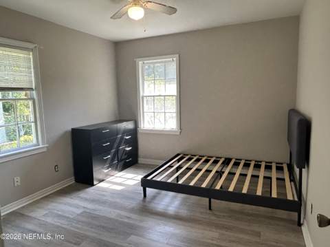 1084 Rhonda Road, Jacksonville FL - photo 10 of 15