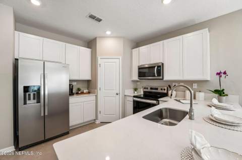 7657 Commander Lane, Jacksonville FL - photo 16 of 29