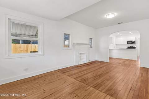 4443 Melrose Avenue, Jacksonville FL - photo 11 of 40