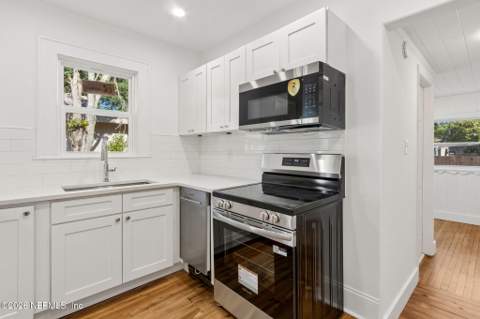 4443 Melrose Avenue, Jacksonville FL - photo 20 of 40