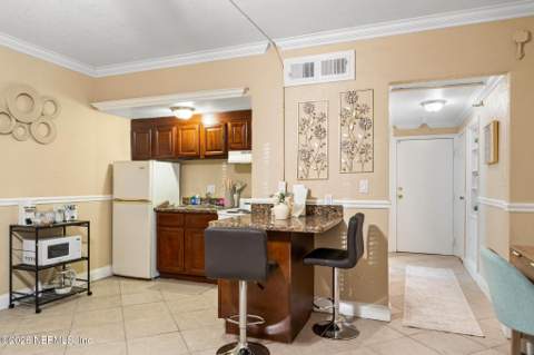 311 W Ashley Street #610, Jacksonville FL - photo 6 of 18