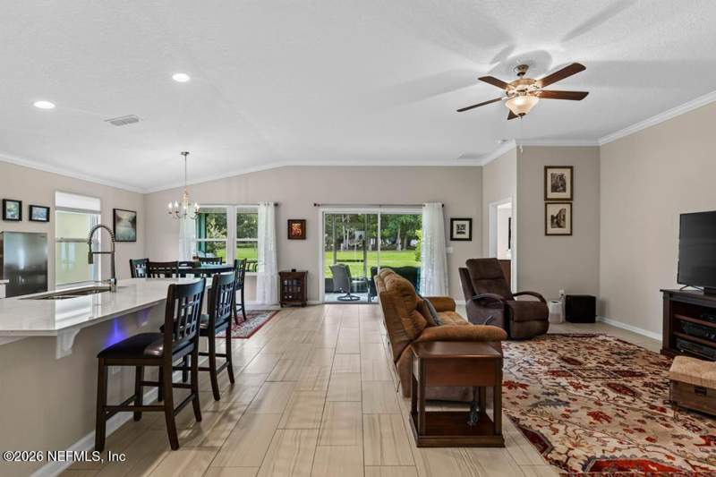 3 bedroom Single Family Residence at 4345 Green River Place, Azalea Ridge, Middleburg — photo 5