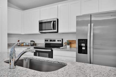 3126 Cottage Hill Place, Green Cove Springs FL - photo 15 of 35
