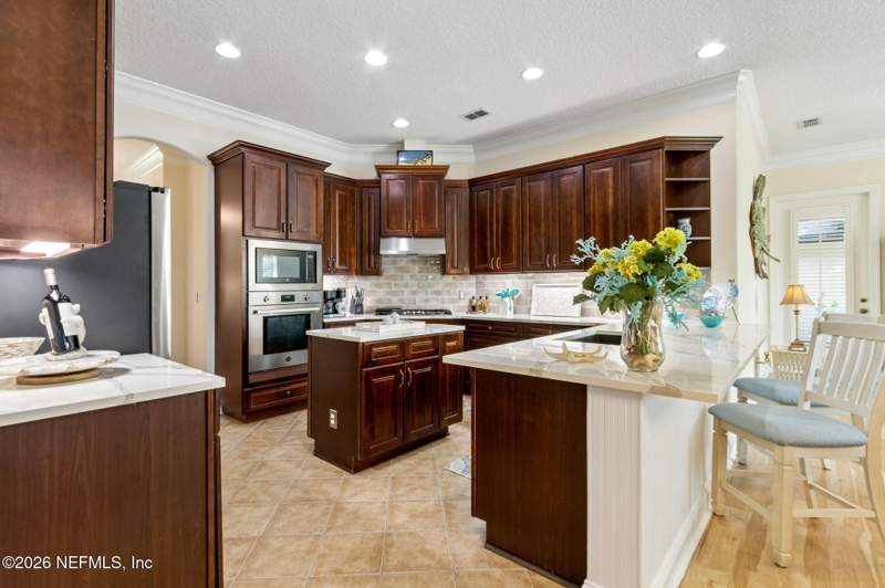 6 bedroom Single Family Residence at 97012 Laffites Way, Pirates Wood, Yulee — photo 2