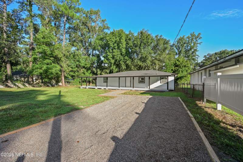 3 bedroom Single Family Residence at 5545 Chenango Boulevard, Edgewood, Jacksonville — photo 3
