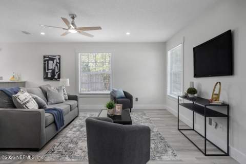1625 Ashmore Green Drive, Jacksonville FL - photo 7 of 41