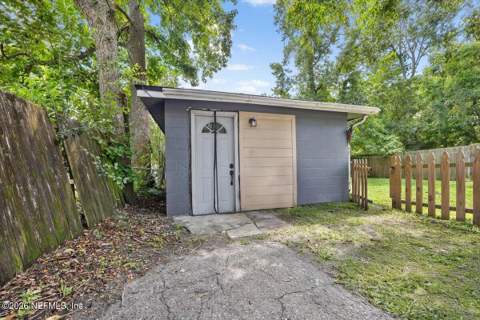 2644 Commonwealth Avenue, Jacksonville FL - photo 8 of 11