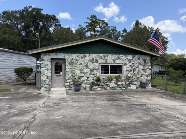 3816 WOODMERE Lane